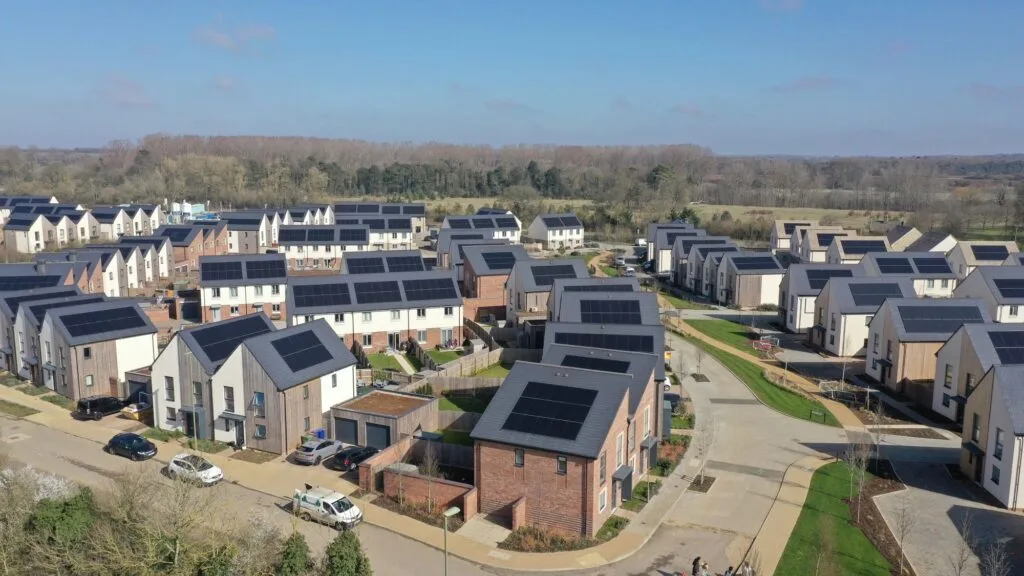 GSE in-roof solar